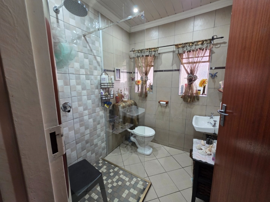 3 Bedroom Property for Sale in Vaalpark Free State